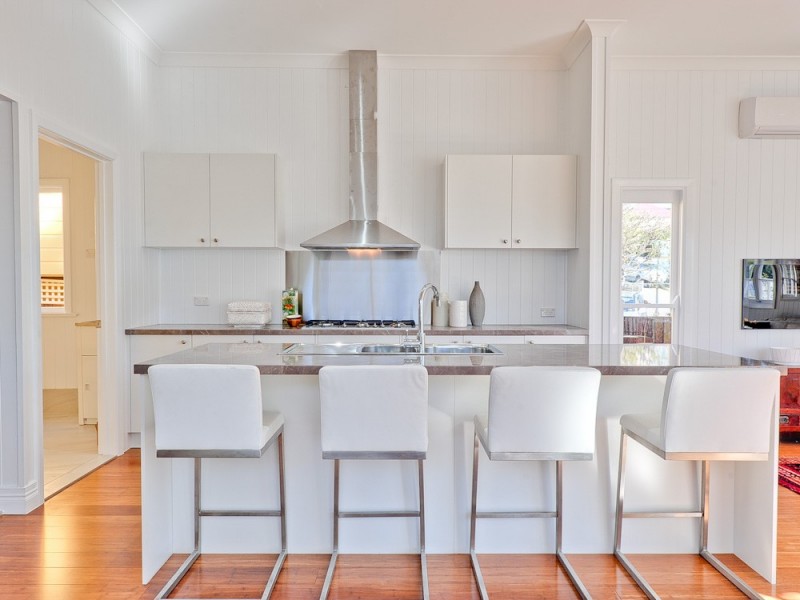 18 Woolcock Street, Red Hill QLD 4059