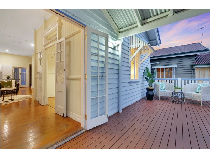 113 Empress Terrace, Bardon QLD 4065