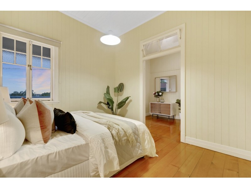 113 Empress Terrace, Bardon QLD 4065