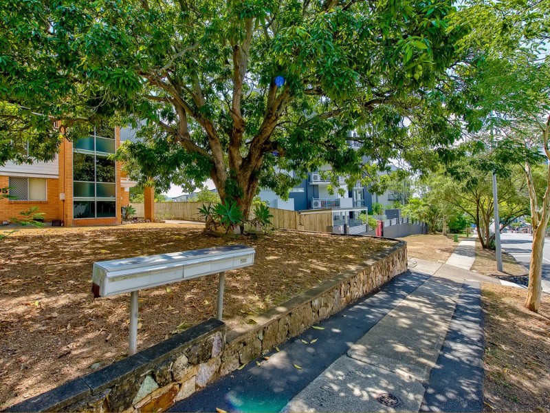 2/95 Jephson Street, Toowong QLD 4066