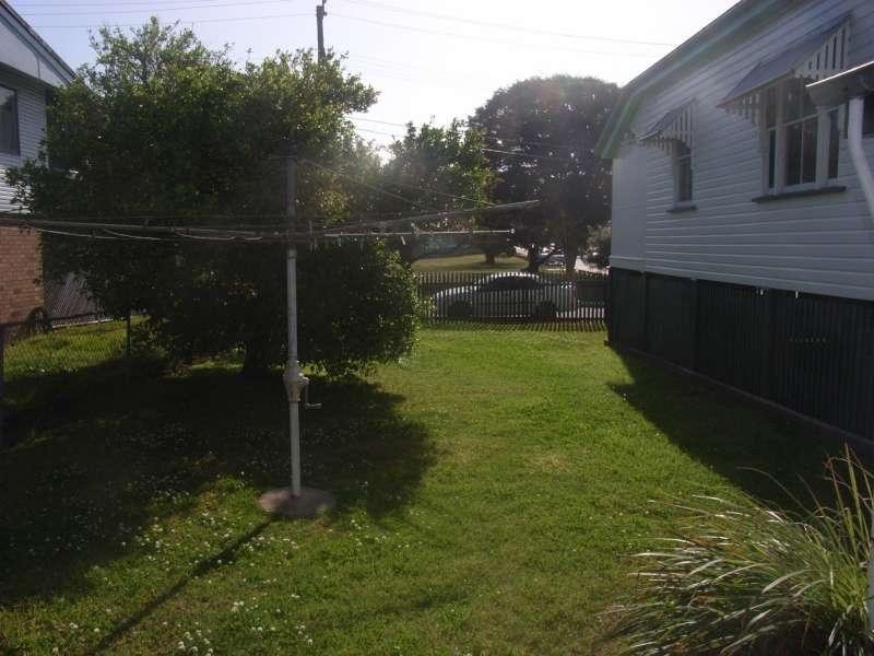 36 Mearns Street, Fairfield QLD 4103