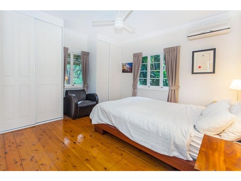 162 Taringa Parade, Indooroopilly QLD 4068