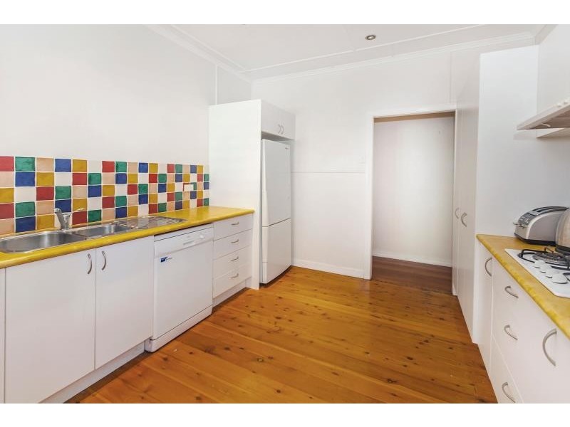 162 Taringa Parade, Indooroopilly QLD 4068
