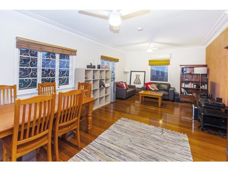 162 Taringa Parade, Indooroopilly QLD 4068
