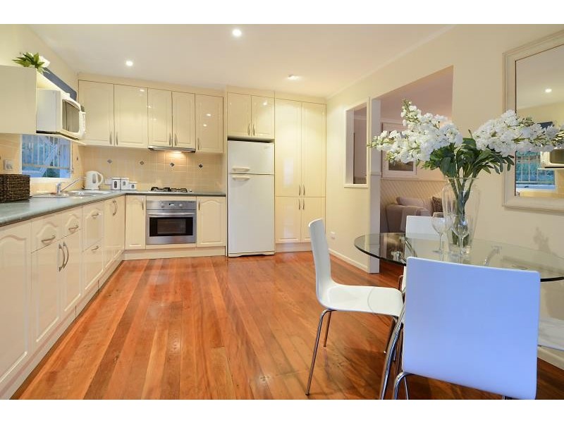 15 Rutherford Street, Stafford Heights QLD 4053