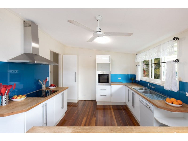 6 Maker Street, The Gap QLD 4061