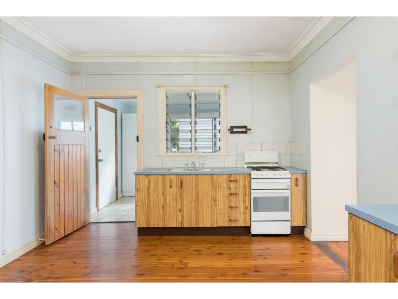 16 McLean Parade, Ashgrove QLD 4060