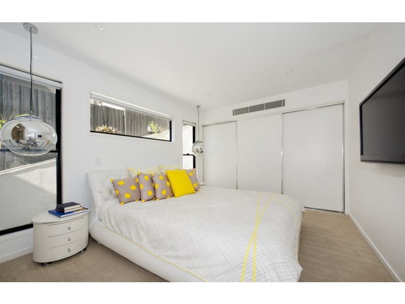 19 Coopers Camp Road, Bardon QLD 4065