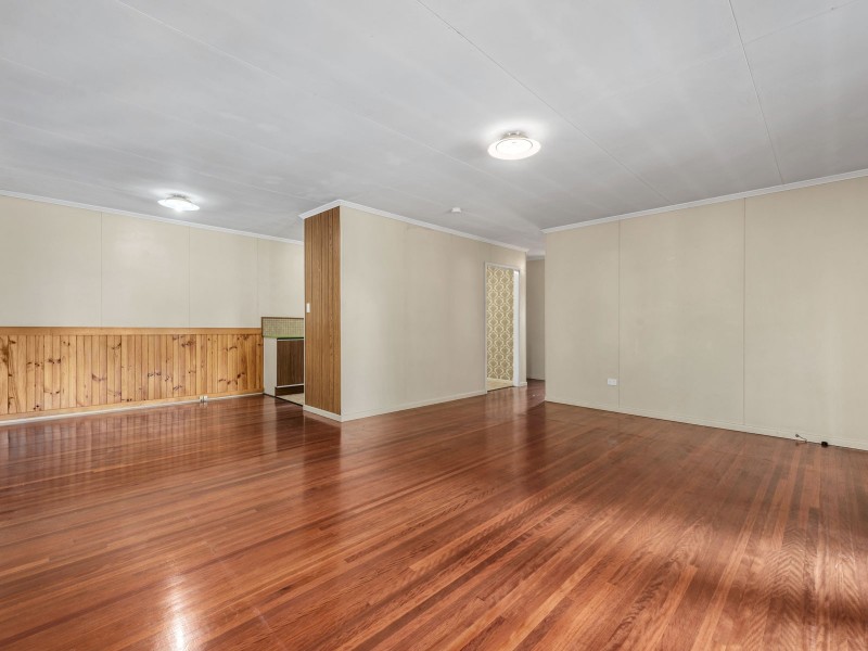 37 Currong Street, Kenmore QLD 4069