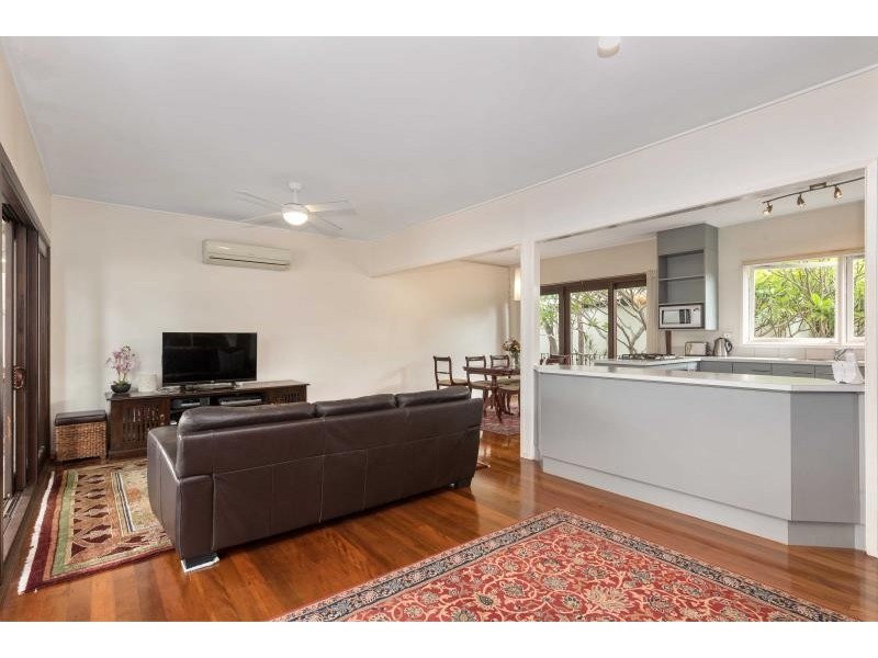 269 Simpsons Road, Bardon QLD 4065