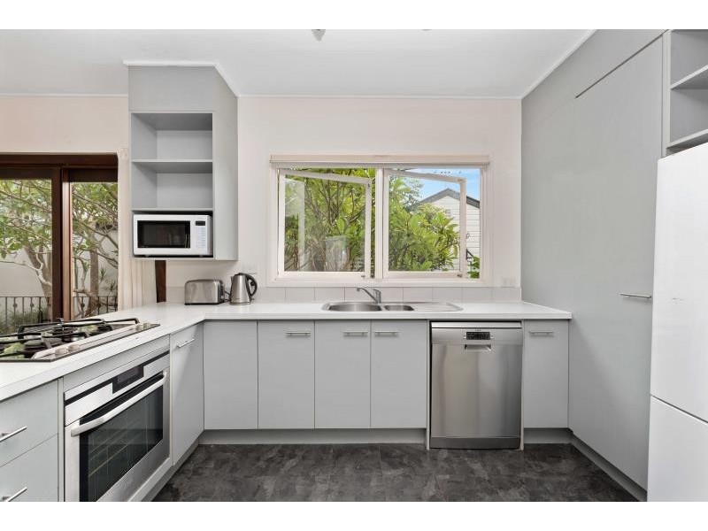 269 Simpsons Road, Bardon QLD 4065