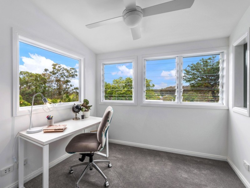 112 Outlook Crescent, Bardon QLD 4065