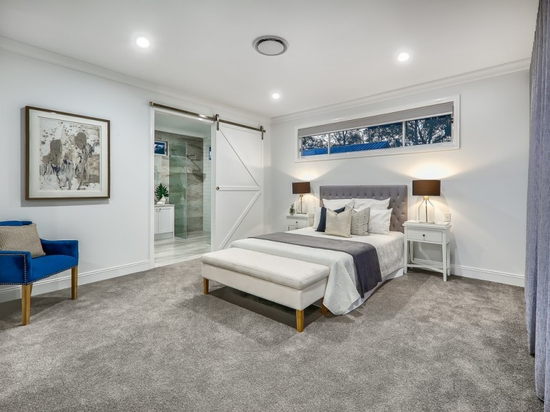 11 Rosewood Street, Bardon QLD 4065