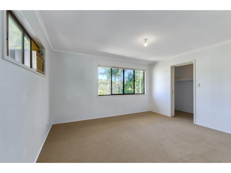 8 Maestra Street, The Gap QLD 4061