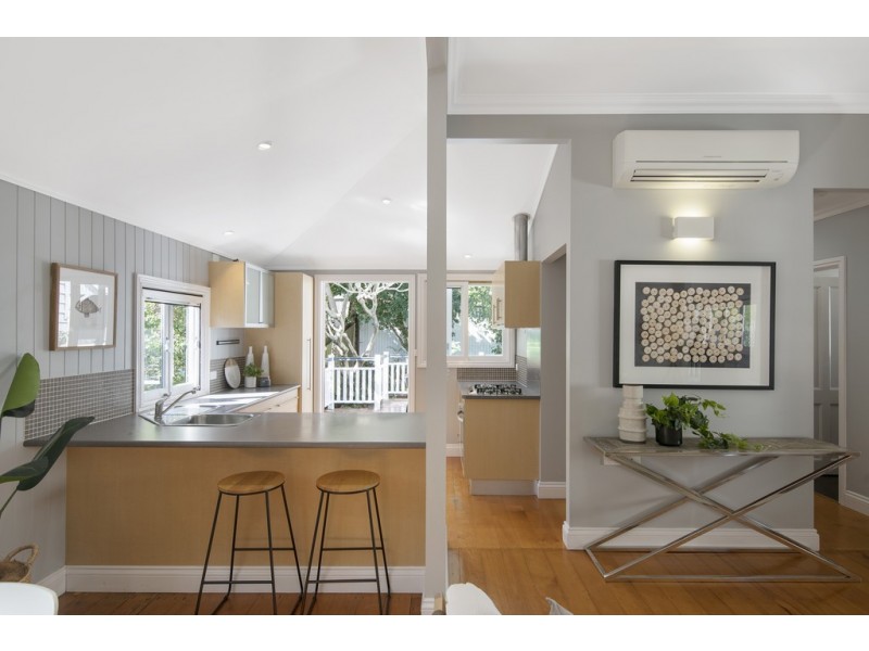 17 Ella Street, Red Hill QLD 4059