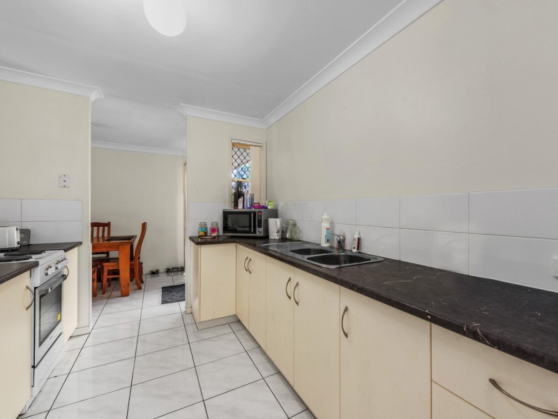 63 Selwyn Street, North Booval QLD 4304