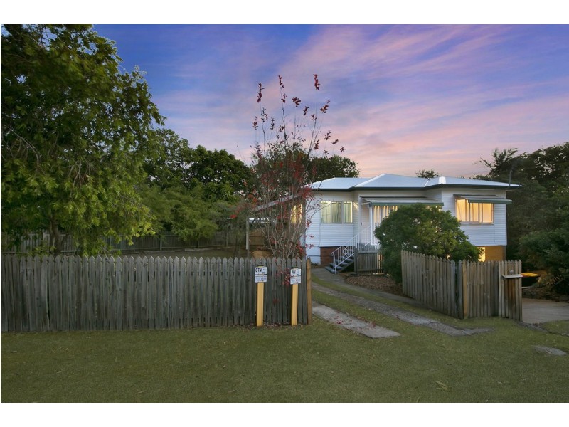 119 Leworthy Street, Bardon QLD 4065