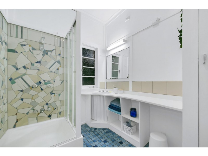 119 Leworthy Street, Bardon QLD 4065