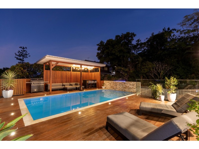 55 Taringa Parade, Indooroopilly QLD 4068