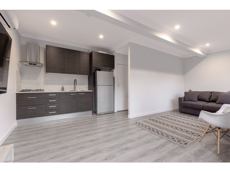 55 Taringa Parade, Indooroopilly QLD 4068