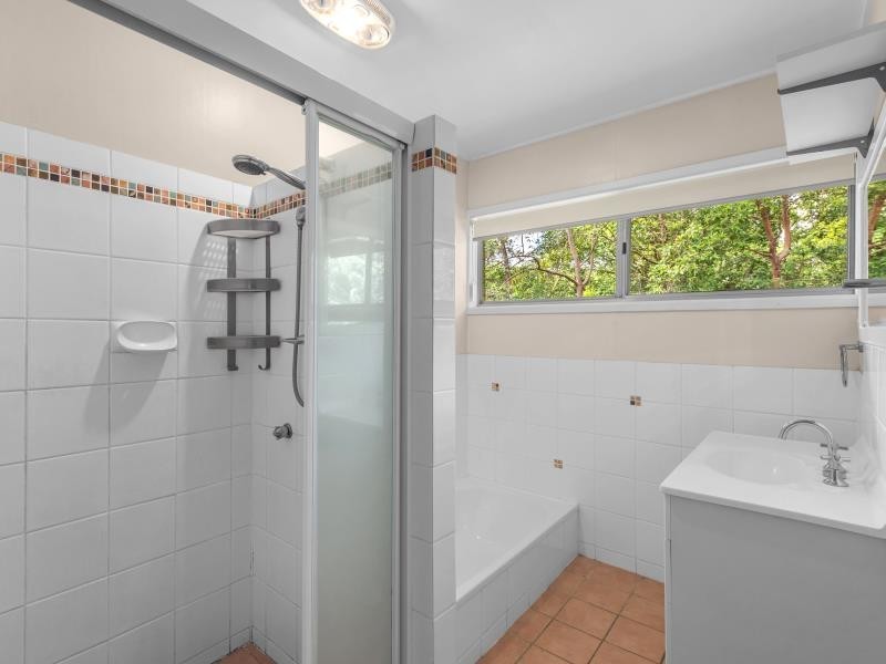 80 Lant Street, Chapel Hill QLD 4069