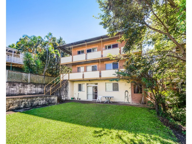 72 Cambridge Street, Red Hill QLD 4059