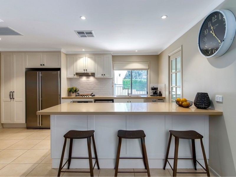 11 Kiriwina Street, Fig Tree Pocket QLD 4069