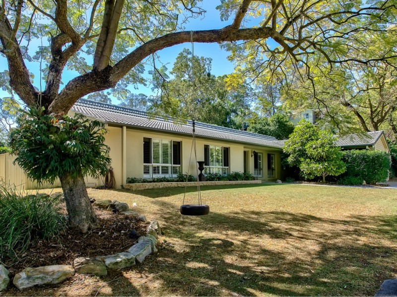 11 Kiriwina Street, Fig Tree Pocket QLD 4069