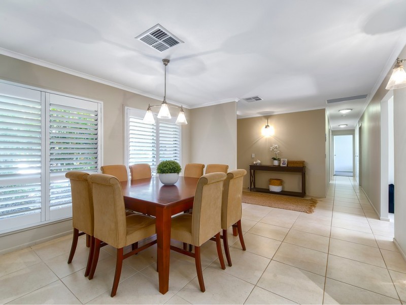 11 Kiriwina Street, Fig Tree Pocket QLD 4069