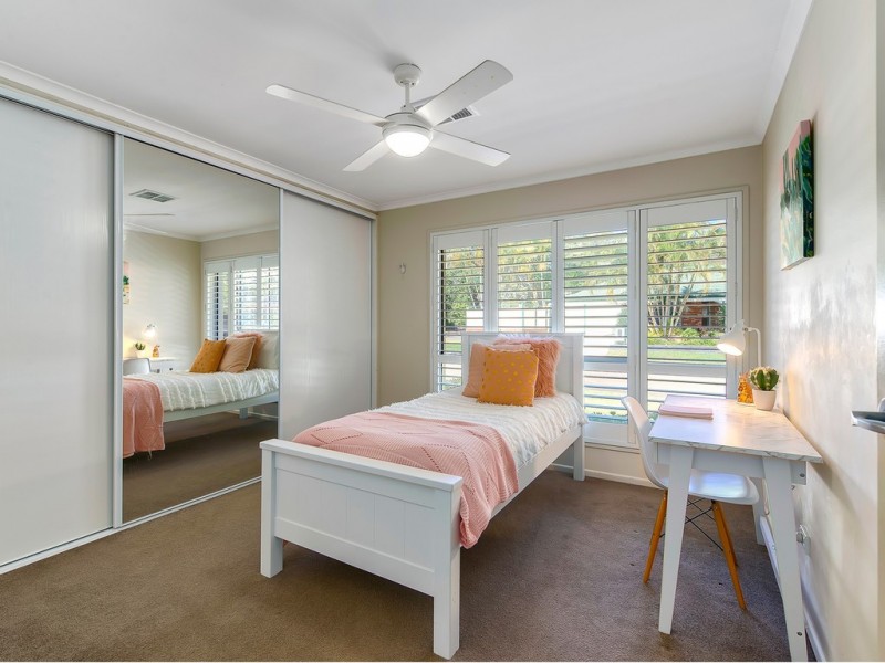 11 Kiriwina Street, Fig Tree Pocket QLD 4069