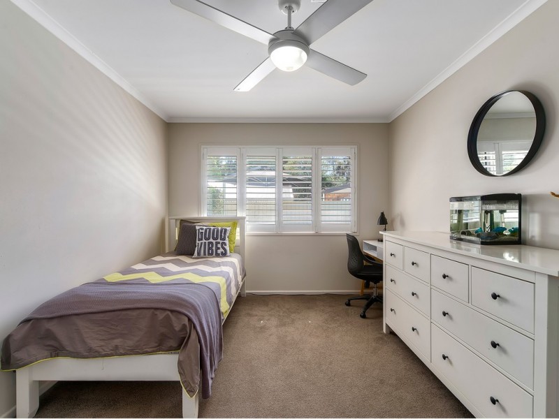 11 Kiriwina Street, Fig Tree Pocket QLD 4069