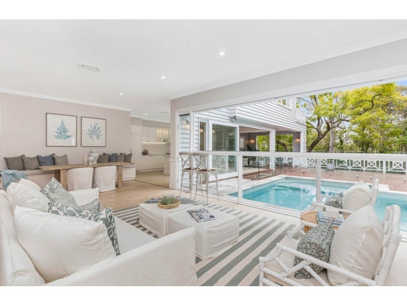 167 Simpsons Road, Bardon QLD 4065