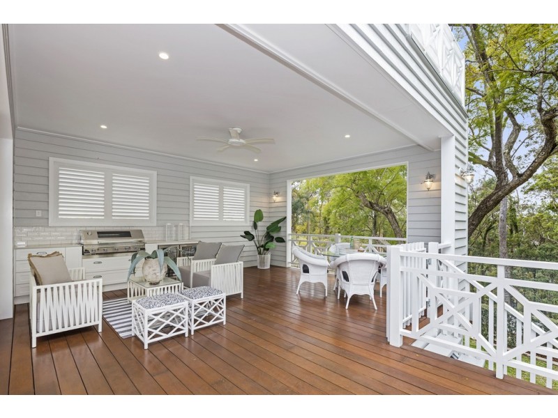 167 Simpsons Road, Bardon QLD 4065