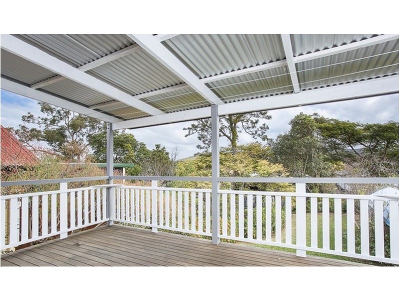 18 High Street, Ashgrove QLD 4060