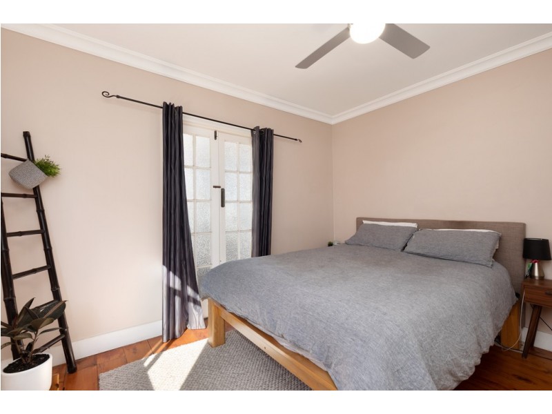 18 High Street, Ashgrove QLD 4060