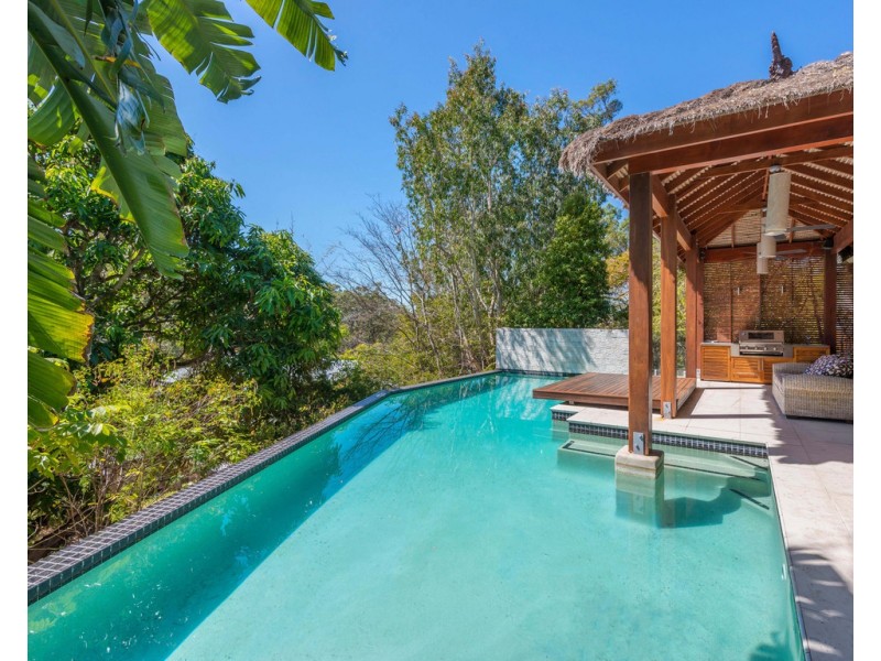 41 Outlook Crescent, Bardon QLD 4065