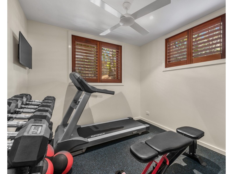 41 Outlook Crescent, Bardon QLD 4065