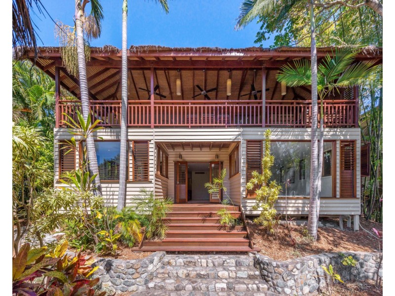 41 Outlook Crescent, Bardon QLD 4065