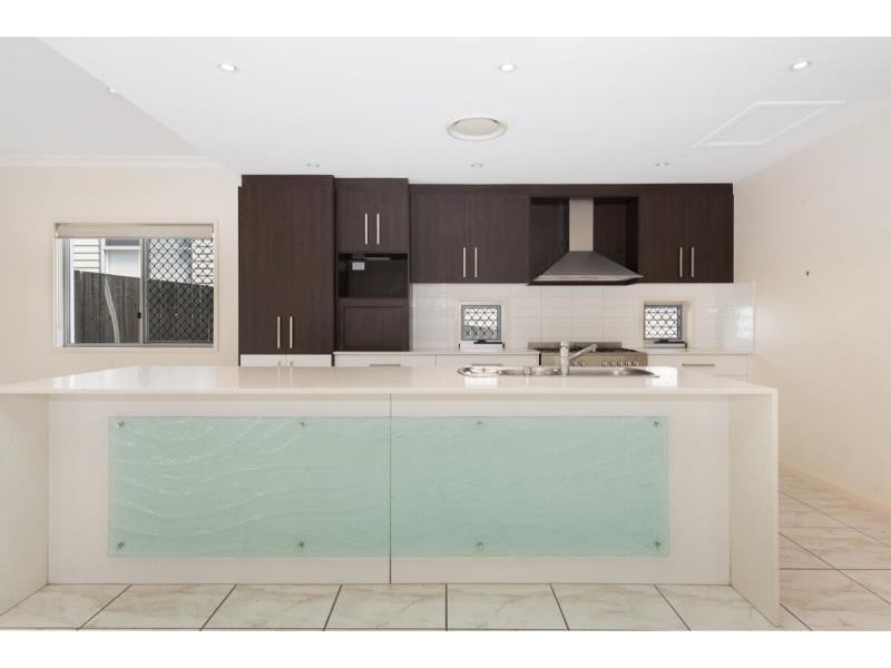 66 Lorward Street, Bardon QLD 4065