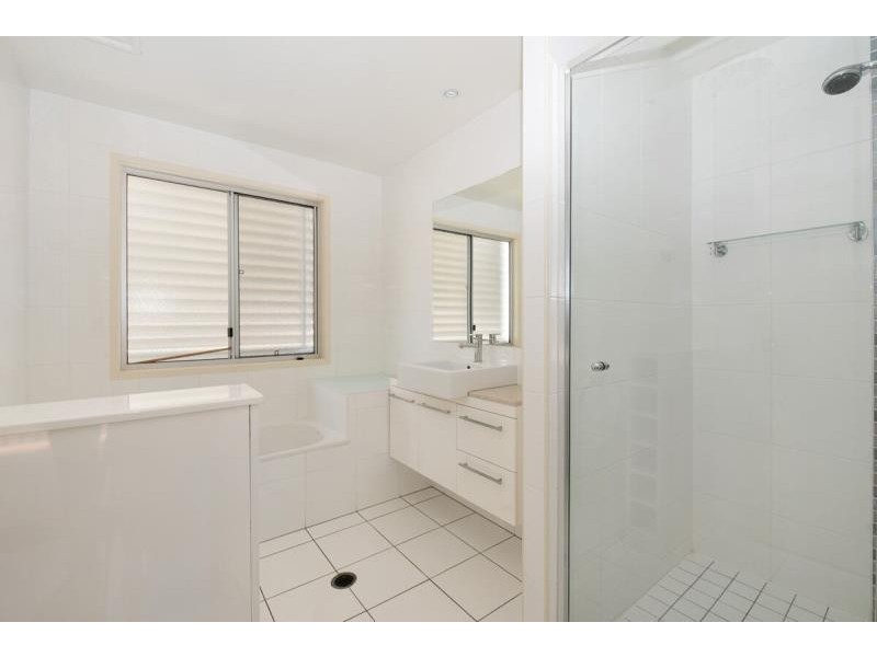 66 Lorward Street, Bardon QLD 4065