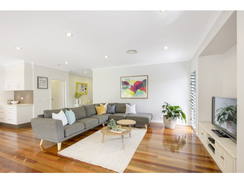 108 Fletcher Parade, Bardon QLD 4065