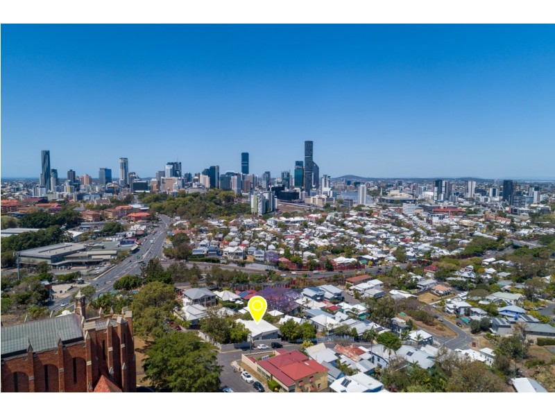 4 Stoneleigh Street, Red Hill QLD 4059