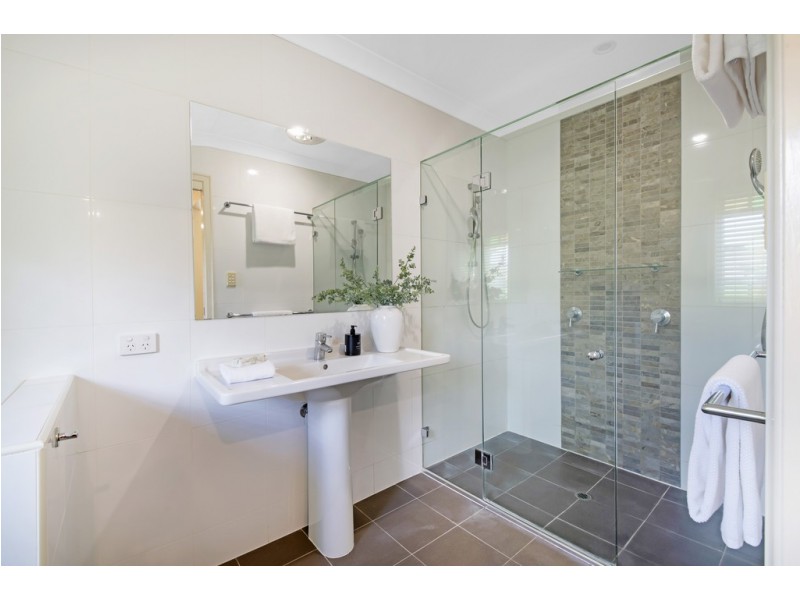 43 Weatherhead Avenue, Ashgrove QLD 4060