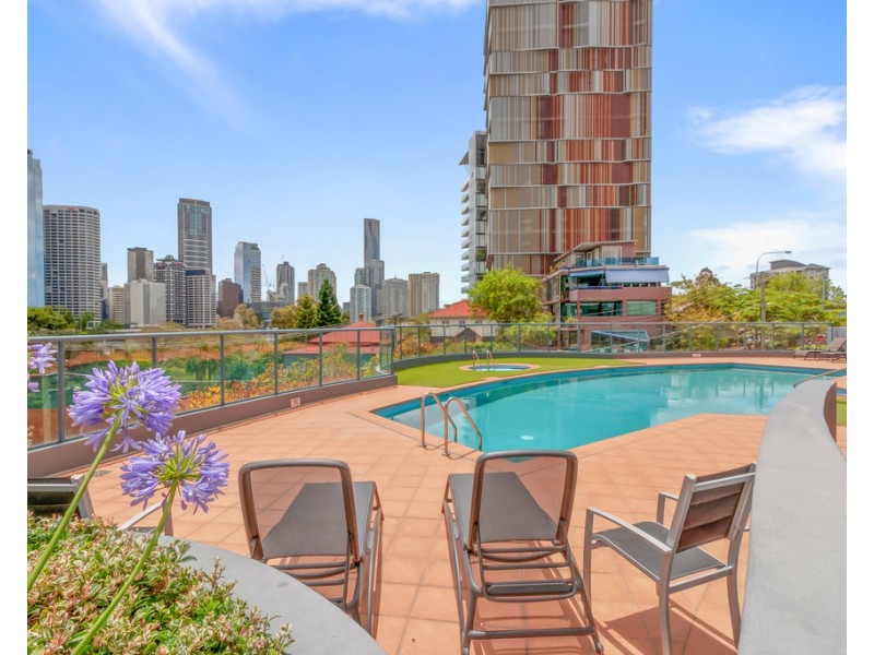 37/321 Main Street, Kangaroo Point QLD 4169