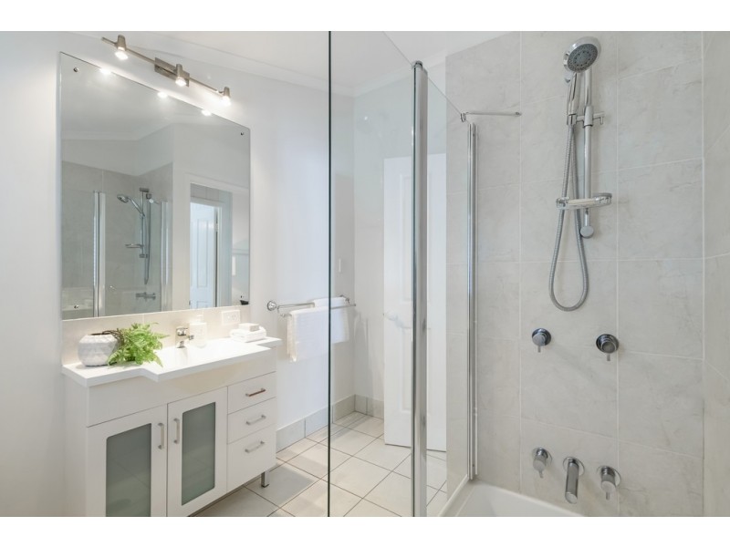 10 Tooth Avenue, Paddington QLD 4064