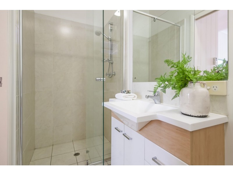 10 Tooth Avenue, Paddington QLD 4064