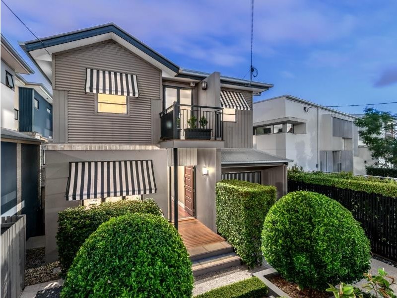 15 Wellington Road, Red Hill QLD 4059