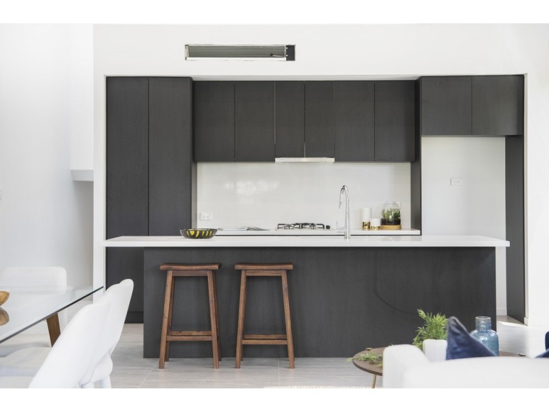 2/21 Simpsons Road, Bardon QLD 4065