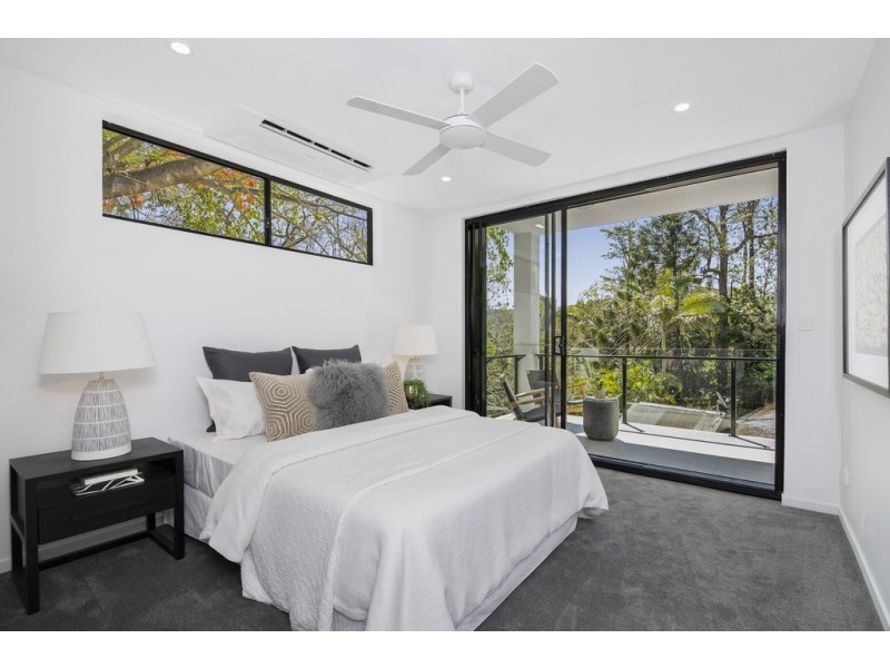 2/21 Simpsons Road, Bardon QLD 4065