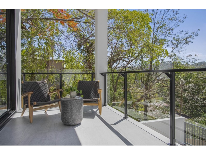 2/21 Simpsons Road, Bardon QLD 4065